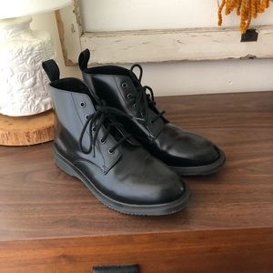 Dr. Martens Emmeline Lace up leather boots Size 10